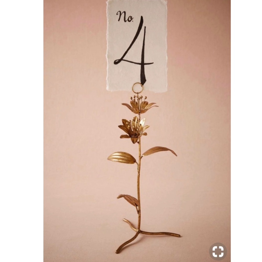 BHLDN Secret Garden table number holder (12)